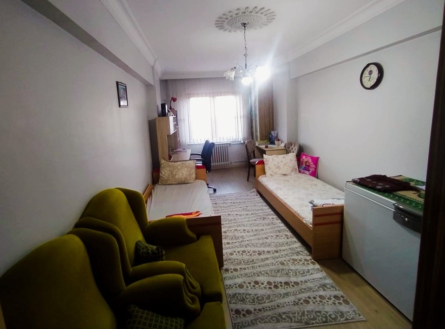 AKARBAŞI' NDA 3+1 BAKIMLI SATILIK DAİRE