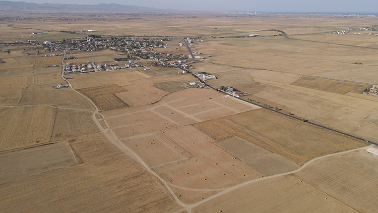 Kıbrıs 4 Yol Yatırımlık Arazi