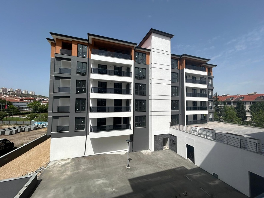 RONİX'den GÖKMEYDAN CUMHURİYET PARK YANI 3+1/162m2/OTOPARK/SİTE